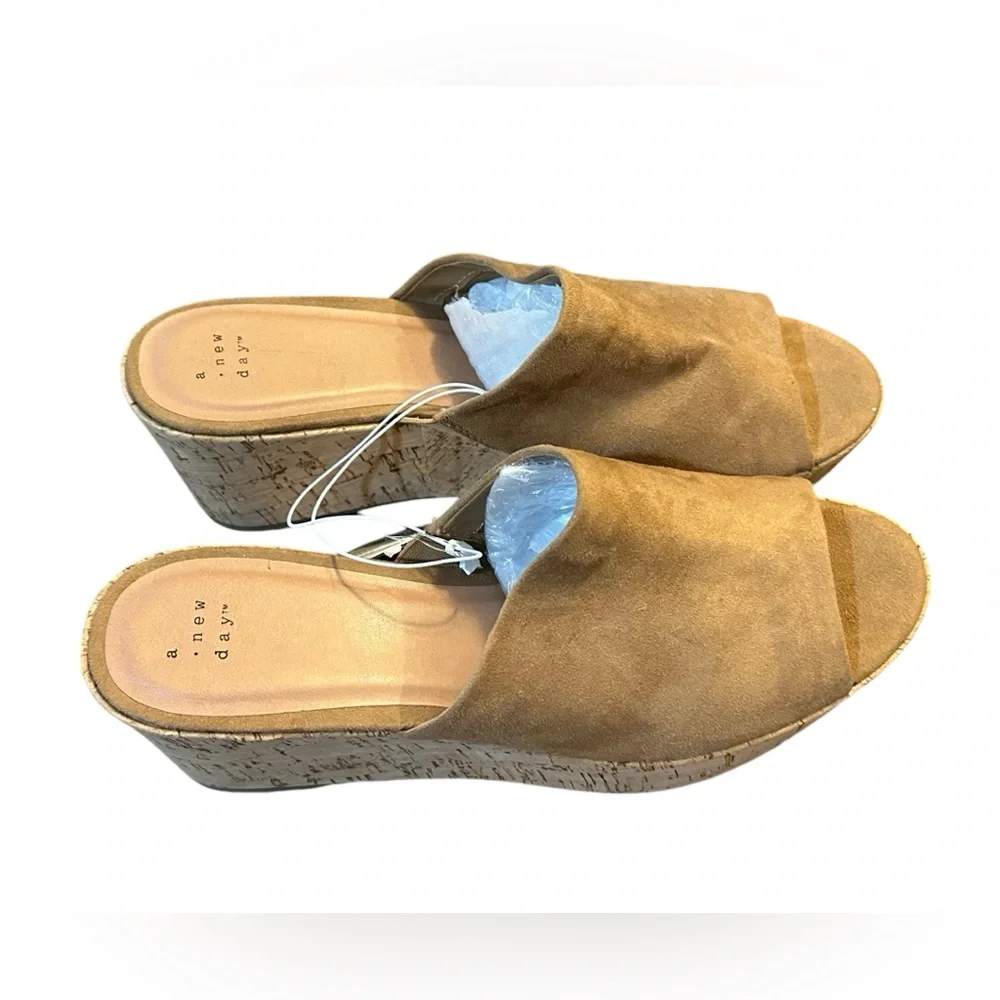 A New Day Platform‎ Slide Heels camel color  suede cork platform heels size 11